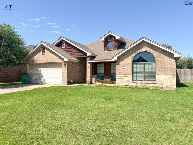 1104 HERITAGE ROAD, Burkburnett, TX 76354