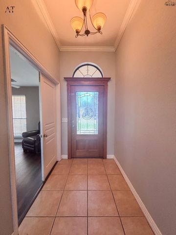 1104 HERITAGE ROAD, Burkburnett, TX 76354