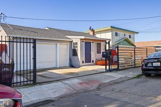 7447 Lockwood St, Oakland, CA 94621