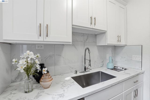 342 342 Stacey Cmn, Fremont, CA 94539