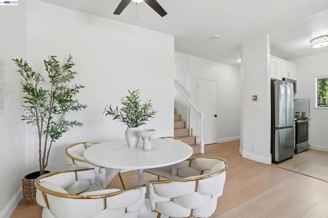 342 342 Stacey Cmn, Fremont, CA 94539