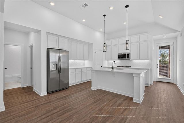 2348 Clearwater Way, Royse City, TX 75189