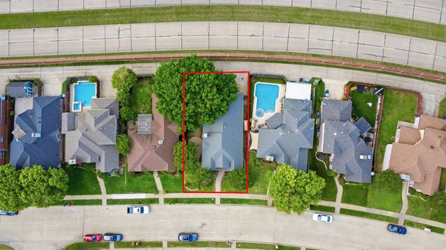 1714 Northampton Drive, Rowlett, TX 75089