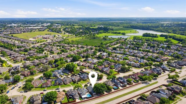 1714 Northampton Drive, Rowlett, TX 75089