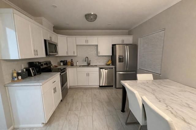 1013 S Magnolia Avenue C, El Cajon, CA 92020