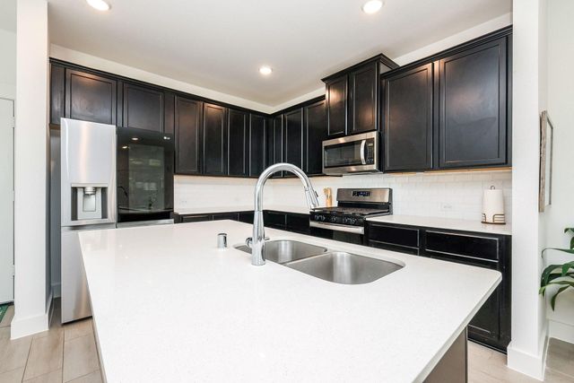 2754 Mariposa Creek Drive, Rosharon, TX 77583