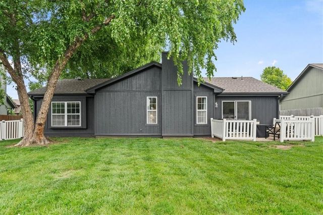 351 W Skylark Street, Gardner, KS 66030