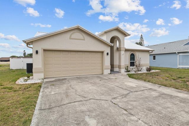 8 SAINT KITTS CIRCLE, Winter Haven, FL 33884