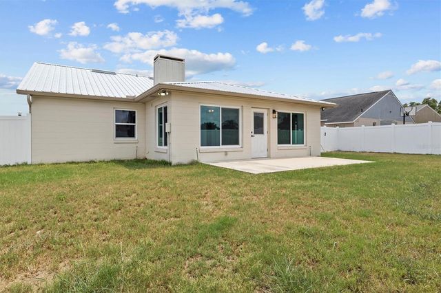 8 SAINT KITTS CIRCLE, Winter Haven, FL 33884