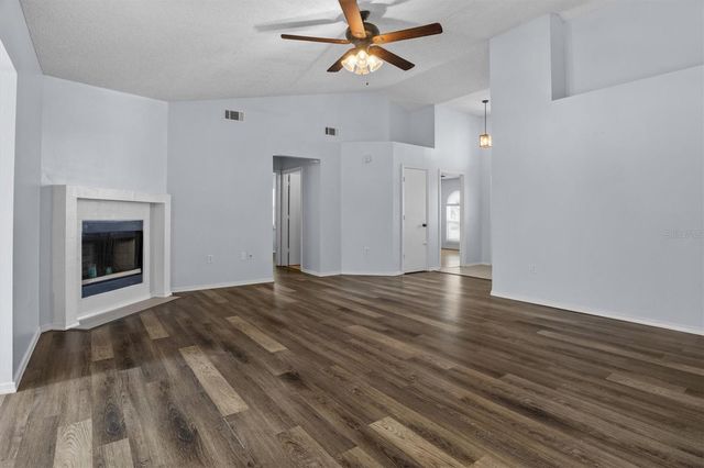 8 SAINT KITTS CIRCLE, Winter Haven, FL 33884