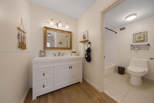 3800 S Ocean Drive 817, Hollywood, FL 33019
