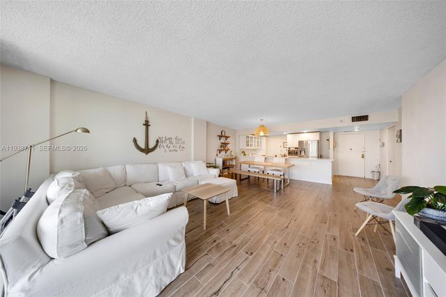 3800 S Ocean Drive 817, Hollywood, FL 33019