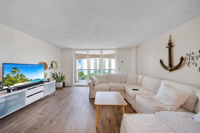 3800 S Ocean Drive 817, Hollywood, FL 33019