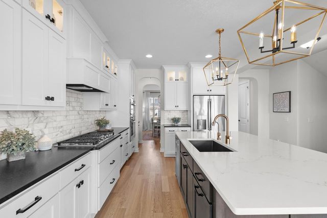 5002 Boulder Lane, Chaska, MN 55318