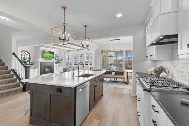 5002 Boulder Lane, Chaska, MN 55318