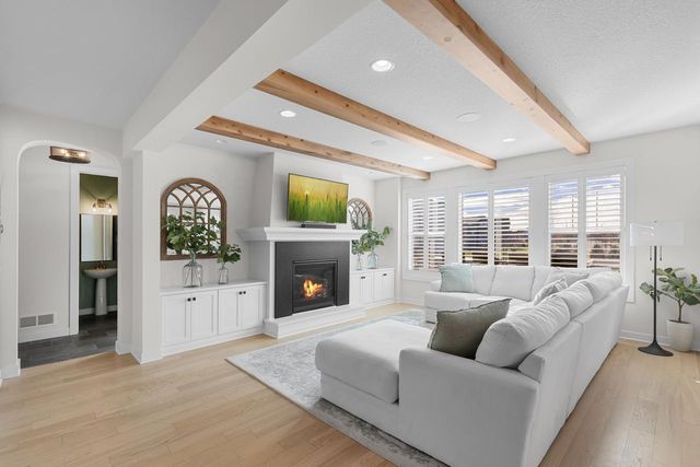 5002 Boulder Lane, Chaska, MN 55318