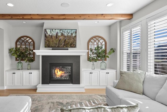 5002 Boulder Lane, Chaska, MN 55318