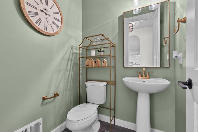 5002 Boulder Lane, Chaska, MN 55318