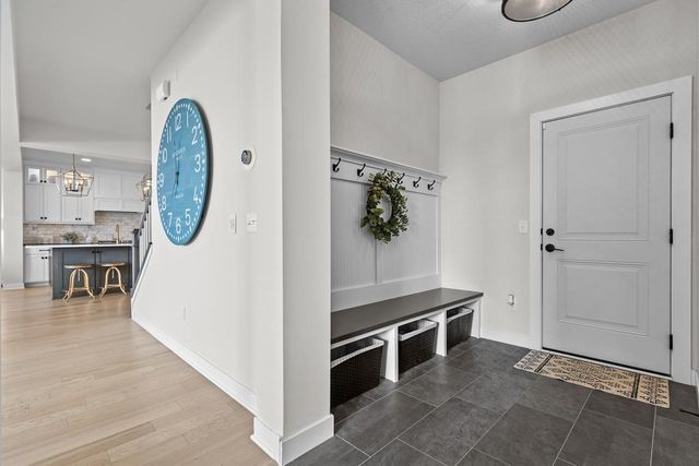 5002 Boulder Lane, Chaska, MN 55318