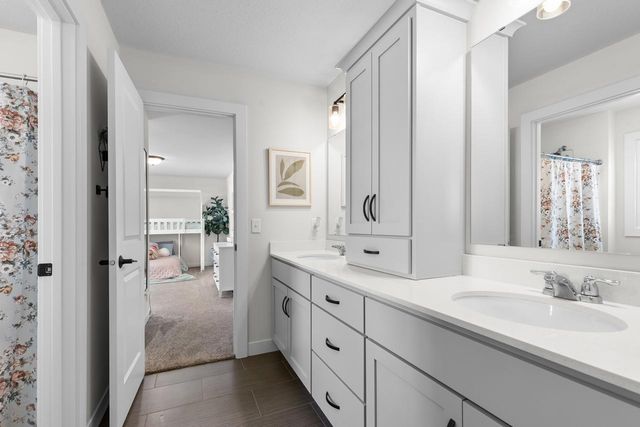 5002 Boulder Lane, Chaska, MN 55318