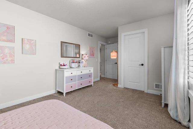 5002 Boulder Lane, Chaska, MN 55318