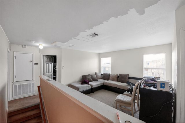 7803 Raven Creek Lane, Cypress, TX 77433