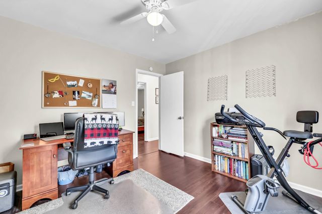 304 Buckingham Pl, Clarksville, TN 37042