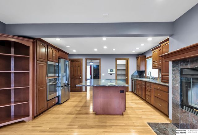 4415 S 167th Avenue, Omaha, NE 68135