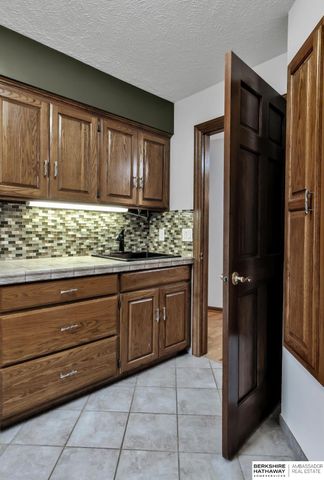 4415 S 167th Avenue, Omaha, NE 68135