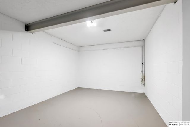 4415 S 167th Avenue, Omaha, NE 68135