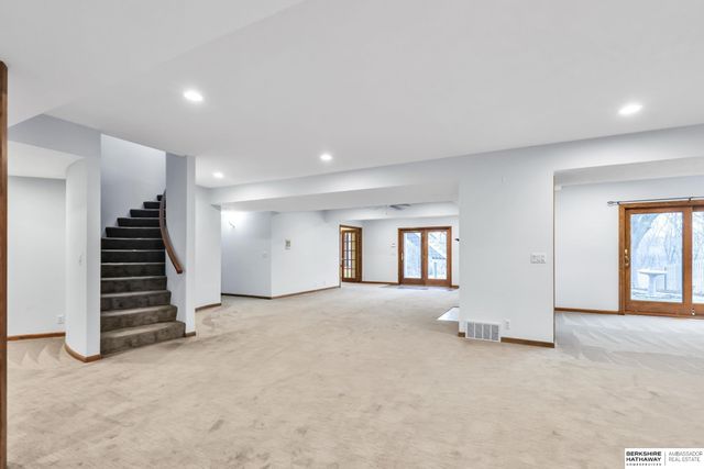 4415 S 167th Avenue, Omaha, NE 68135