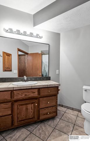 4415 S 167th Avenue, Omaha, NE 68135