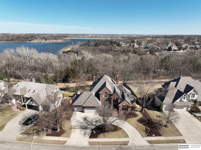 4415 S 167th Avenue, Omaha, NE 68135