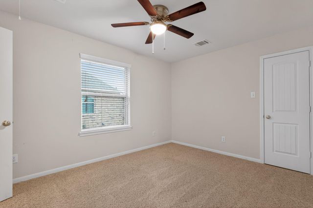 2608 Holbrook Springs Lane, League City, TX 77573