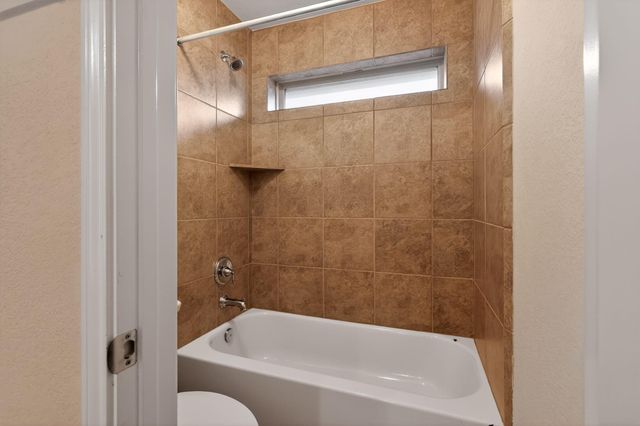 2608 Holbrook Springs Lane, League City, TX 77573