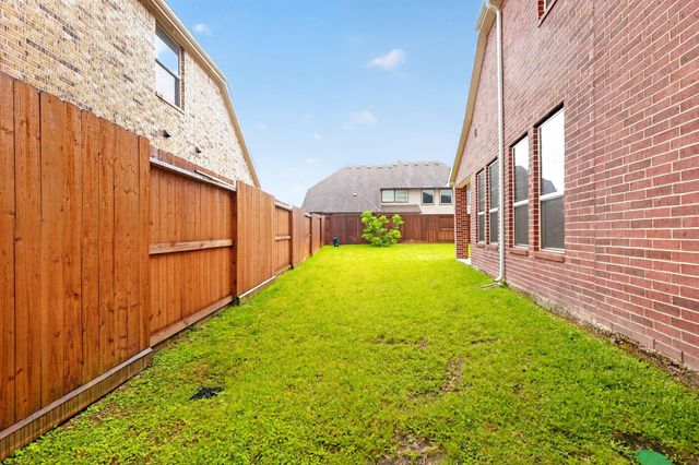 2608 Holbrook Springs Lane, League City, TX 77573