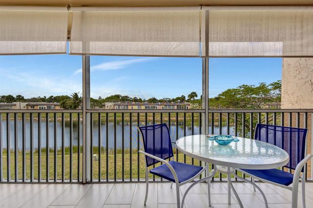 154 Lake Meryl Drive Unit 255, West Palm Beach, FL 33411