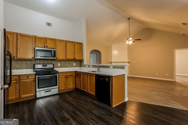 2839 Stonewall Lane SW, Atlanta, GA 30331