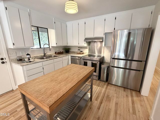 141 Dixie Drive, Chapel Hill, NC 27514
