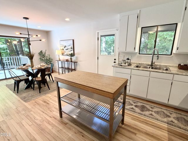 141 Dixie Drive, Chapel Hill, NC 27514