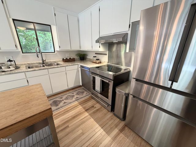 141 Dixie Drive, Chapel Hill, NC 27514