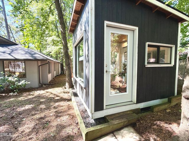 141 Dixie Drive, Chapel Hill, NC 27514