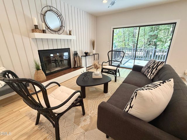 141 Dixie Drive, Chapel Hill, NC 27514