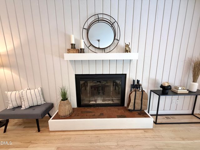 141 Dixie Drive, Chapel Hill, NC 27514