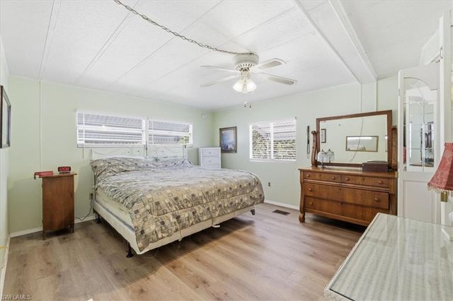 418 Timber LN N, North Fort Myers, FL 33917