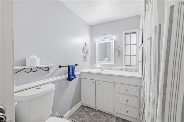 418 Timber LN N, North Fort Myers, FL 33917