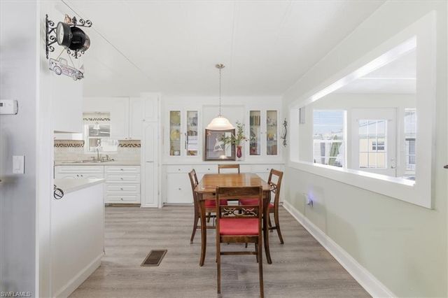 418 Timber LN N, North Fort Myers, FL 33917