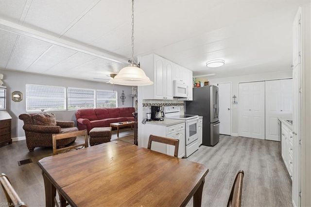 418 Timber LN N, North Fort Myers, FL 33917