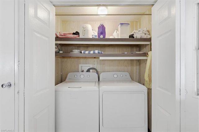 418 Timber LN N, North Fort Myers, FL 33917