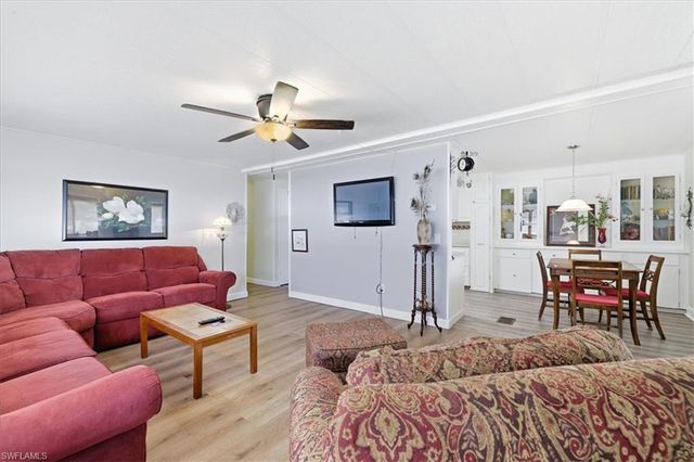 418 Timber LN N, North Fort Myers, FL 33917